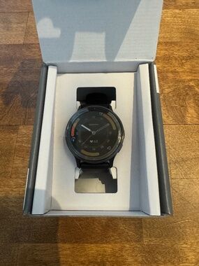 Garmin Venu 3 Smartwatch with Black Case & Silicone Band